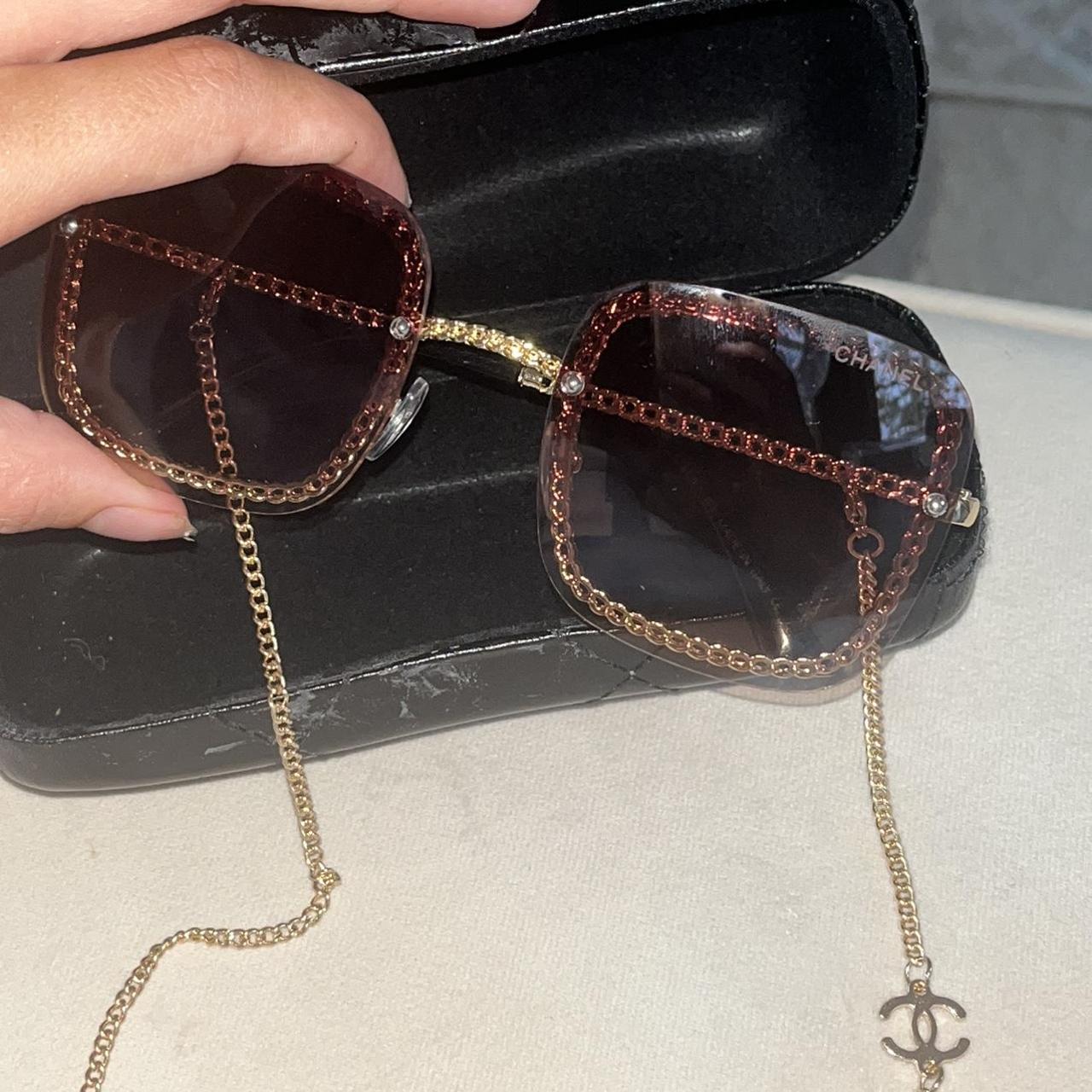 chanel round sunglasses with chain