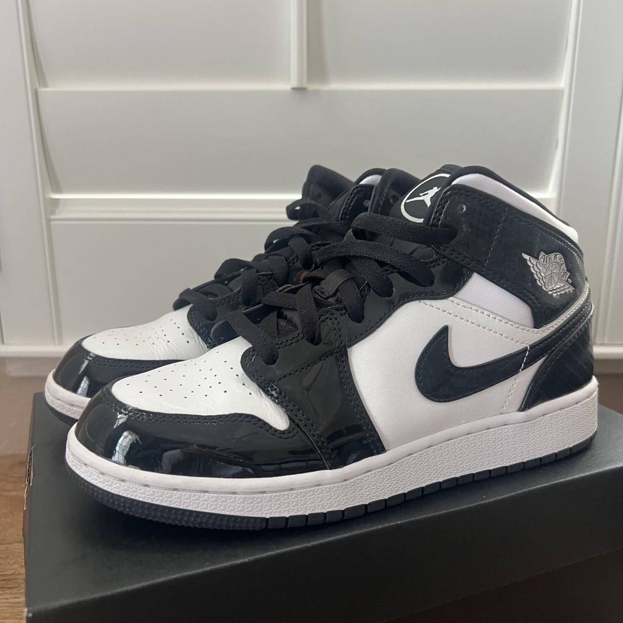 Air Jordan 1s Great condition Size 6 youth Depop