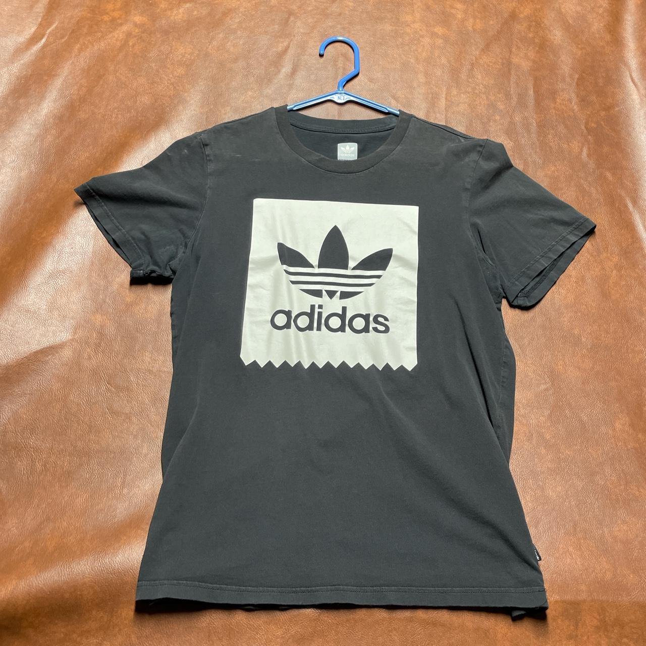 Vintage adidas tee - Depop