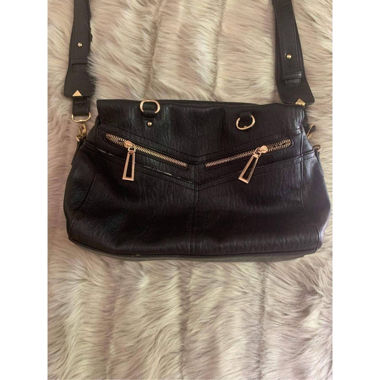 Jessica Simpson Crossbody bag ✨Never been used ✨Has - Depop