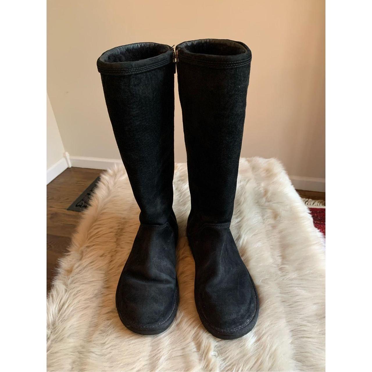 Black ugg boots clearance with zipper