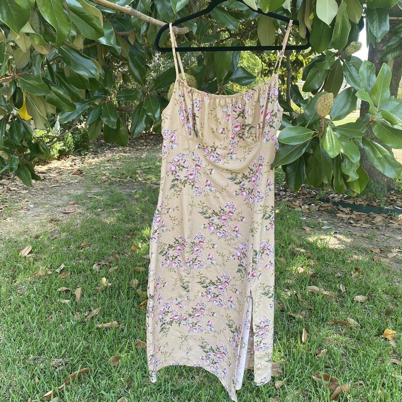 Gently used SHEIN Curve floral dress Size: 1XL Bell - Depop