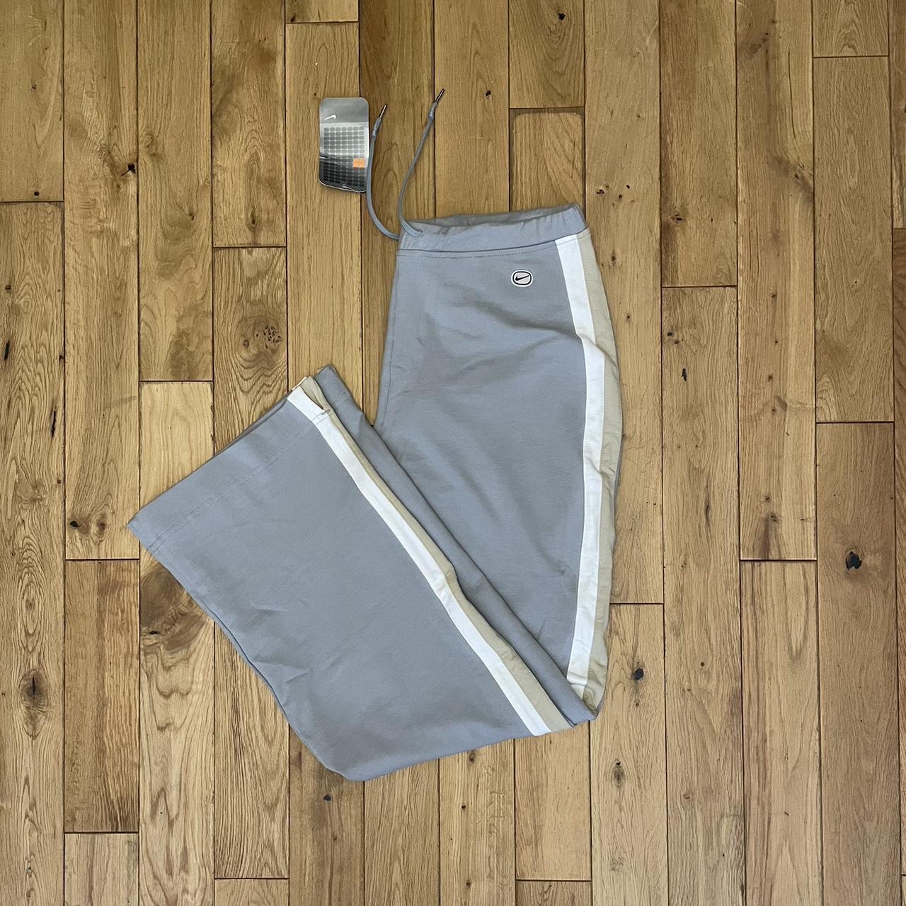 womens gray nike joggers