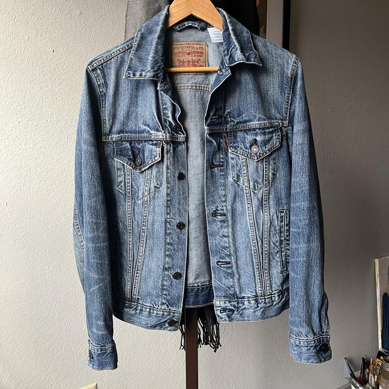 FREE SHIPPING PAYPAL ONLY LEVI Authentic Depop