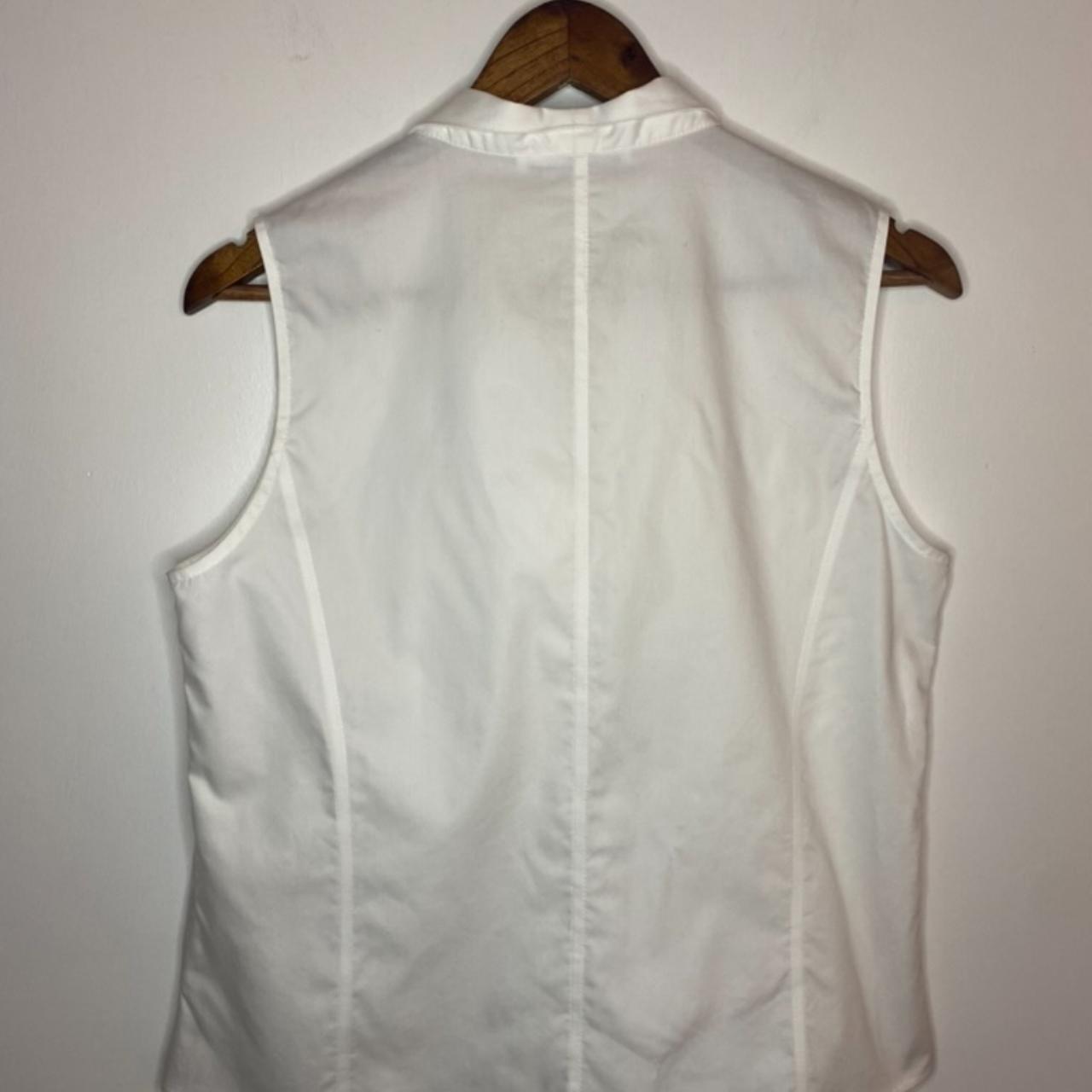 Calvin Klein Women's White Veststankscamis Depop
