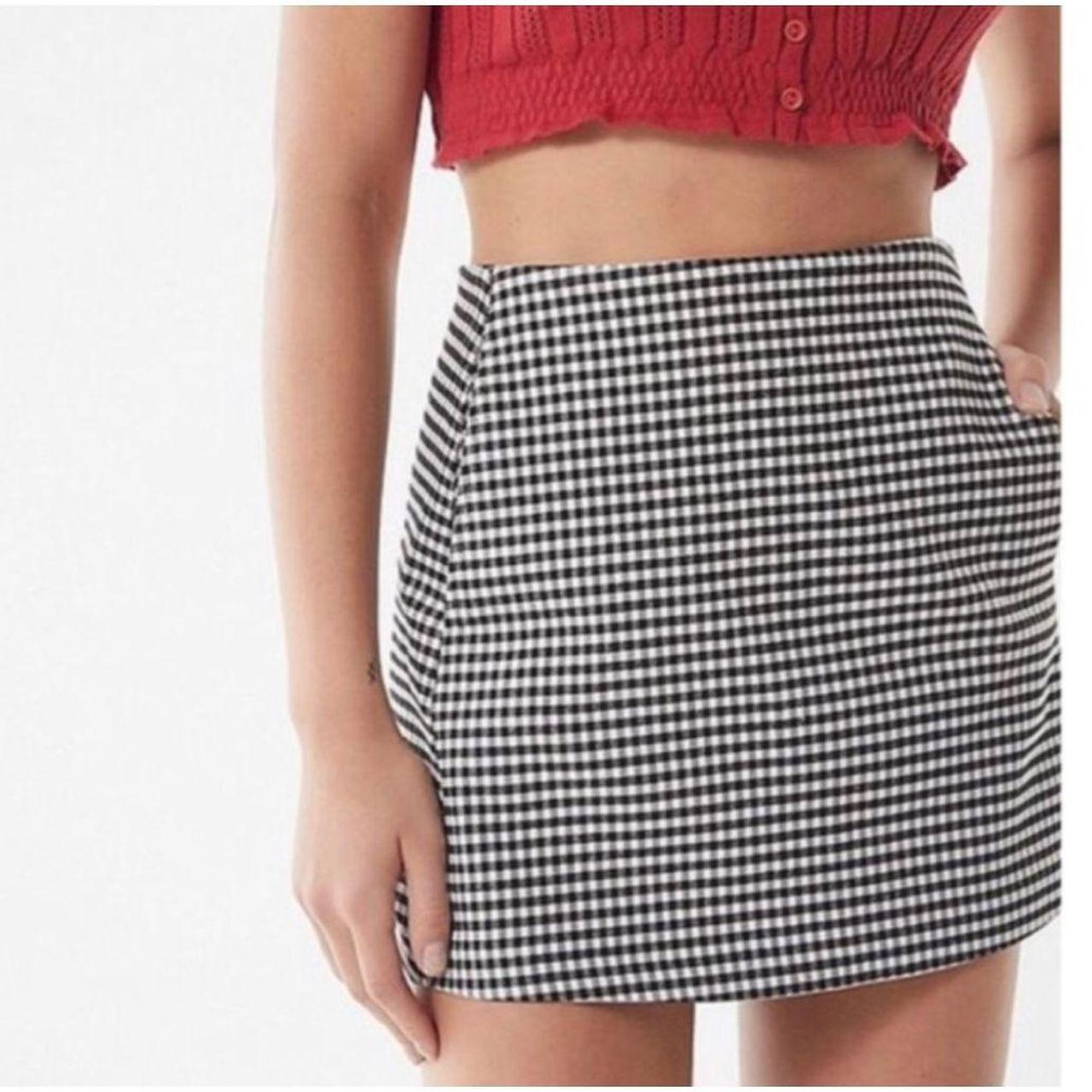 Gingham skirt 2025 urban outfitters