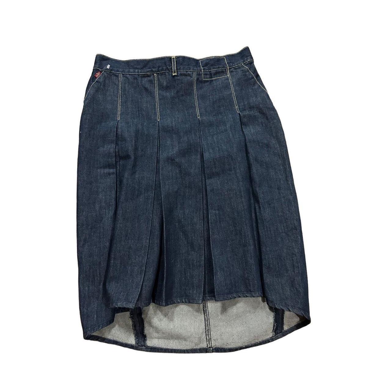 Pleated denim hotsell skirt 90s