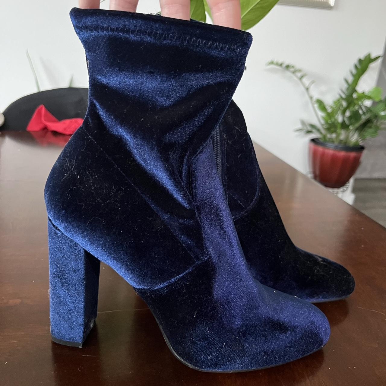 Steve madden 2025 velvet boots