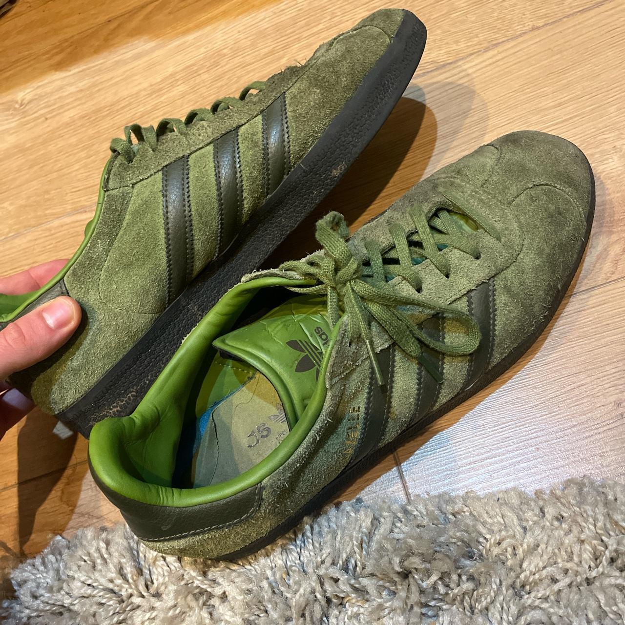 Adidas Gazelle green shoes - Depop