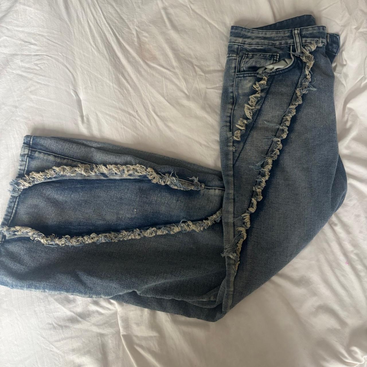 item listed by julivuitton