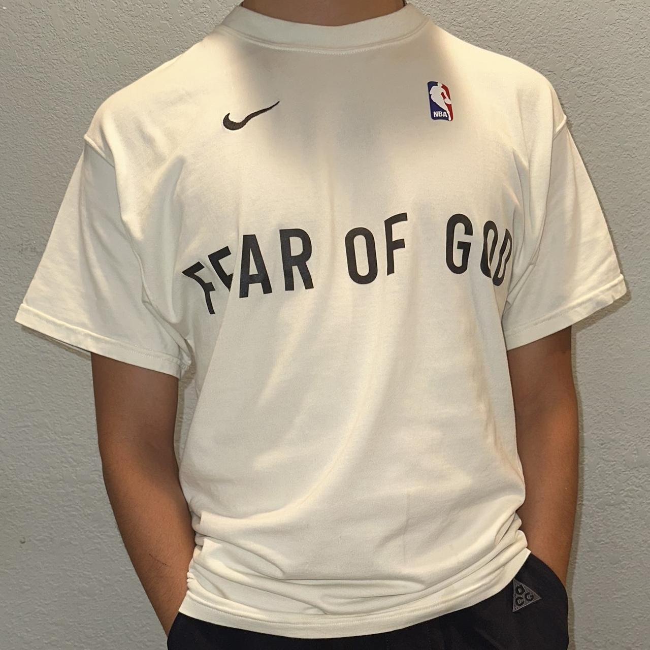 デイリーユースに♪【Fear of God】Tshirt Nike Fear of God Tee Cream #nike #fearofgod | Depop