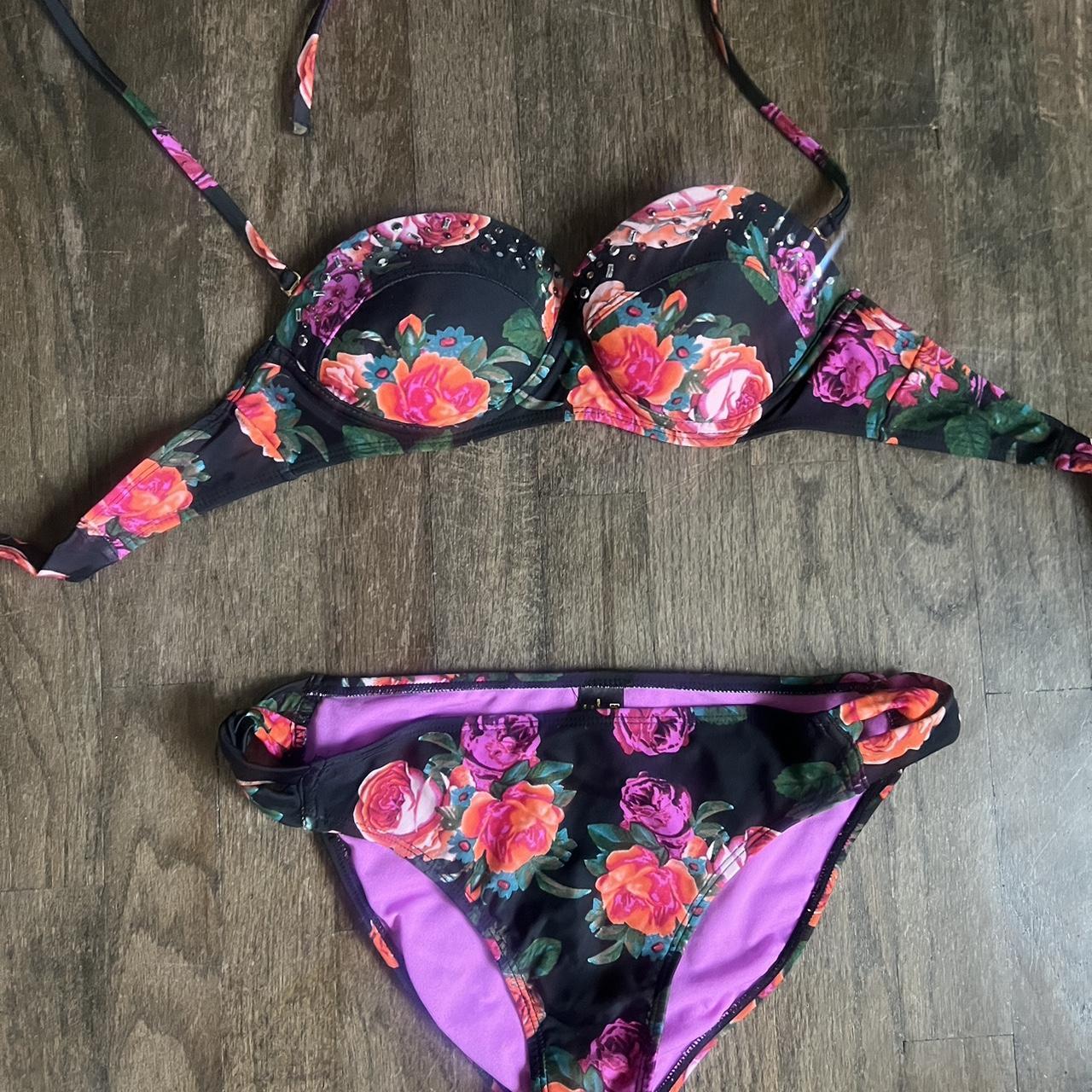 ENDLESS SUN BIKINI medium top, large bottoms bikini... Depop