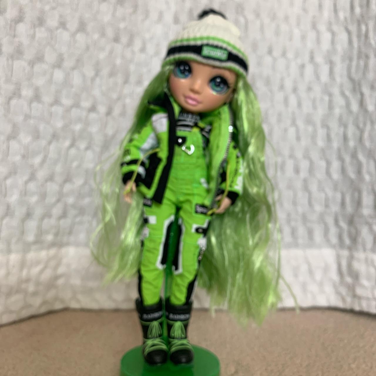 Complete set green rainbow high doll winter collection - Depop