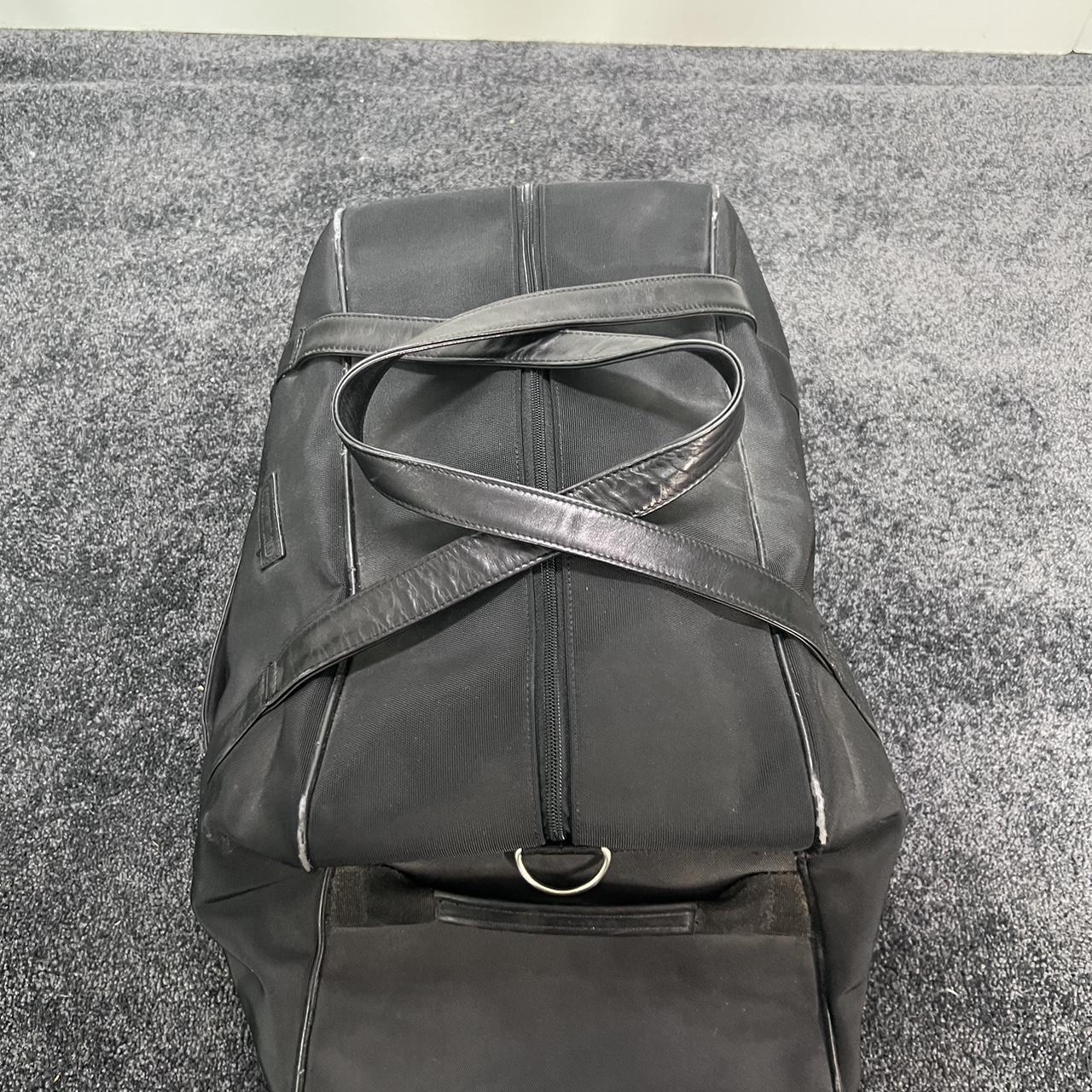 Country road duffle bag, an excellent size for a... - Depop