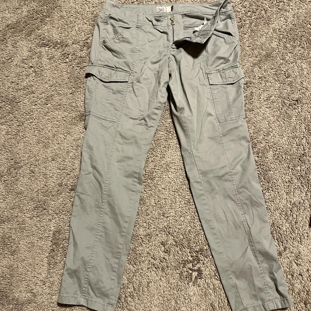  Grey women’s cargo pants Women’s size 15 (no... Depop