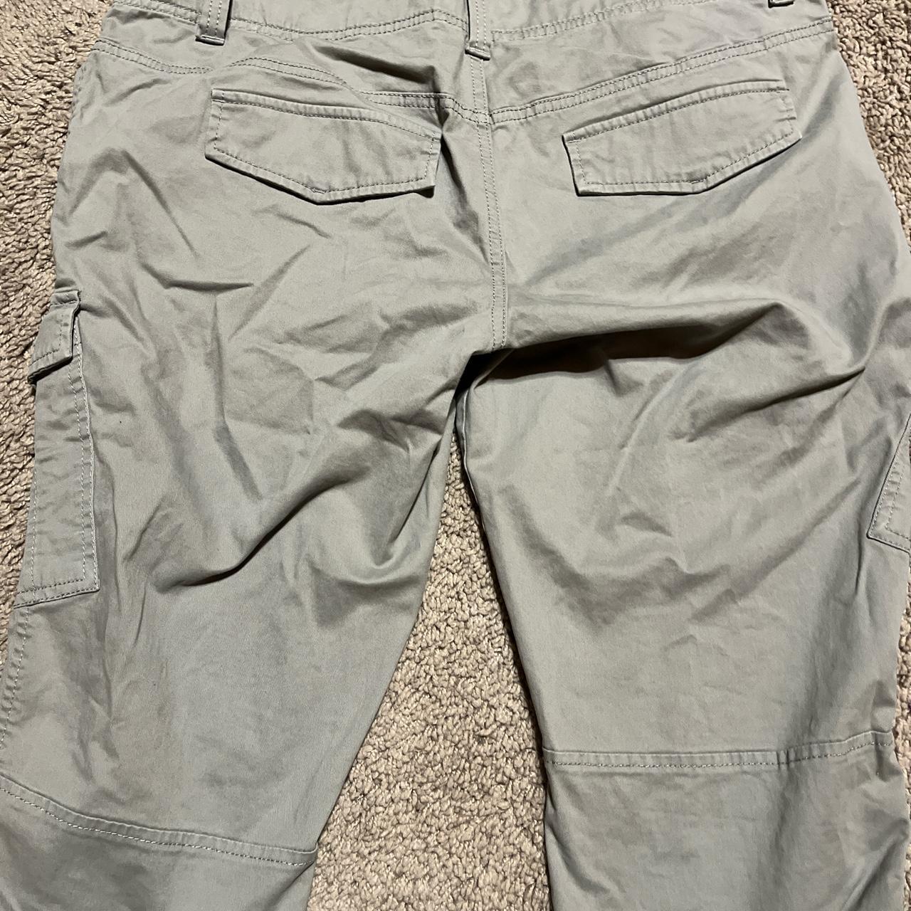  Grey women’s cargo pants Women’s size 15 (no... Depop