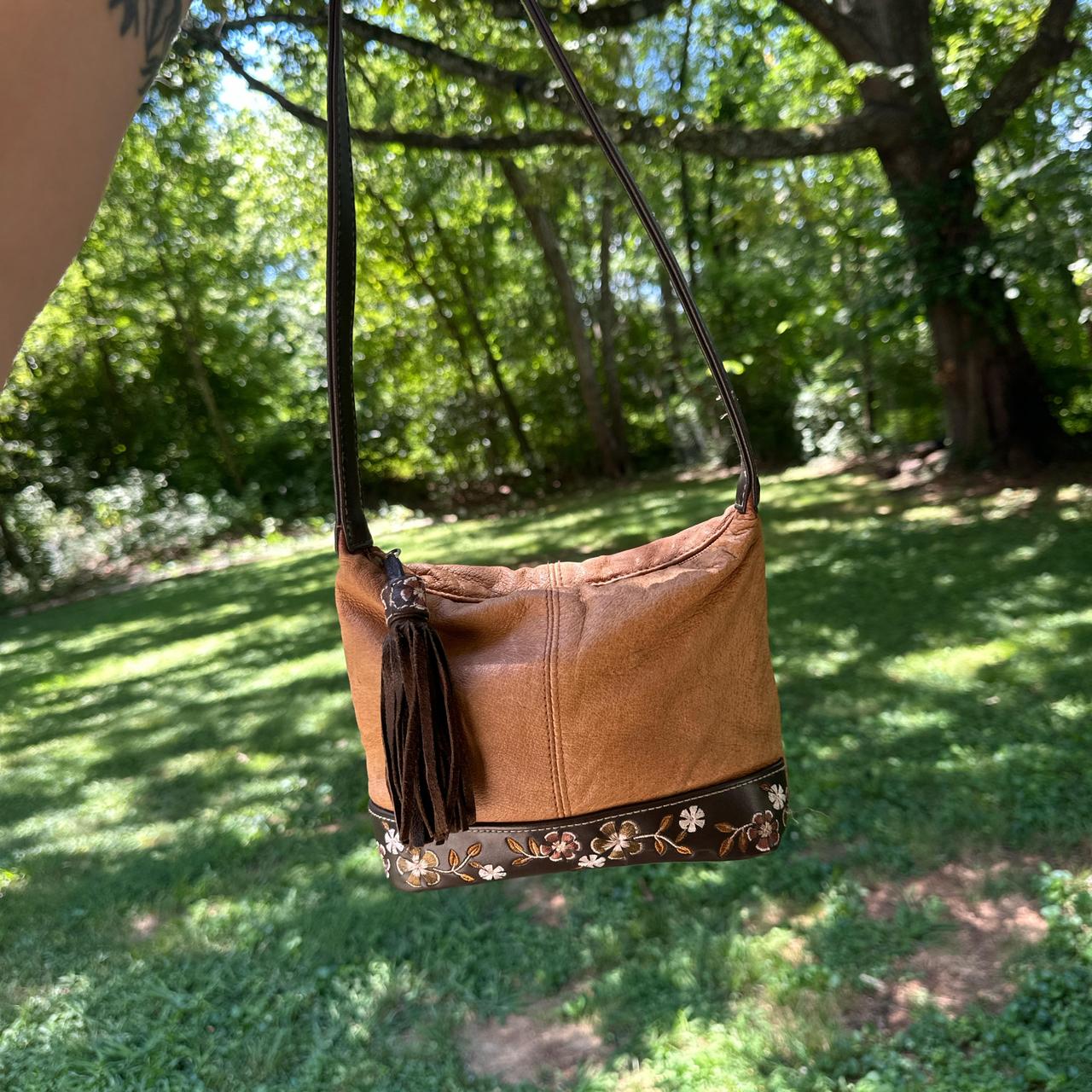 item listed by thriftylilthang__