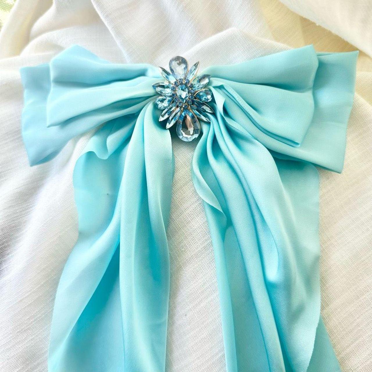 tiffany blue bow