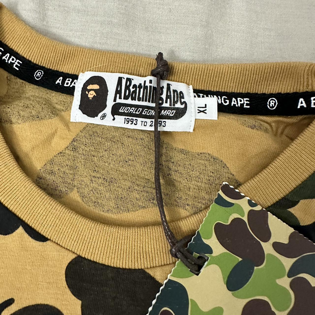 BAPE Men's T-shirt | Depop