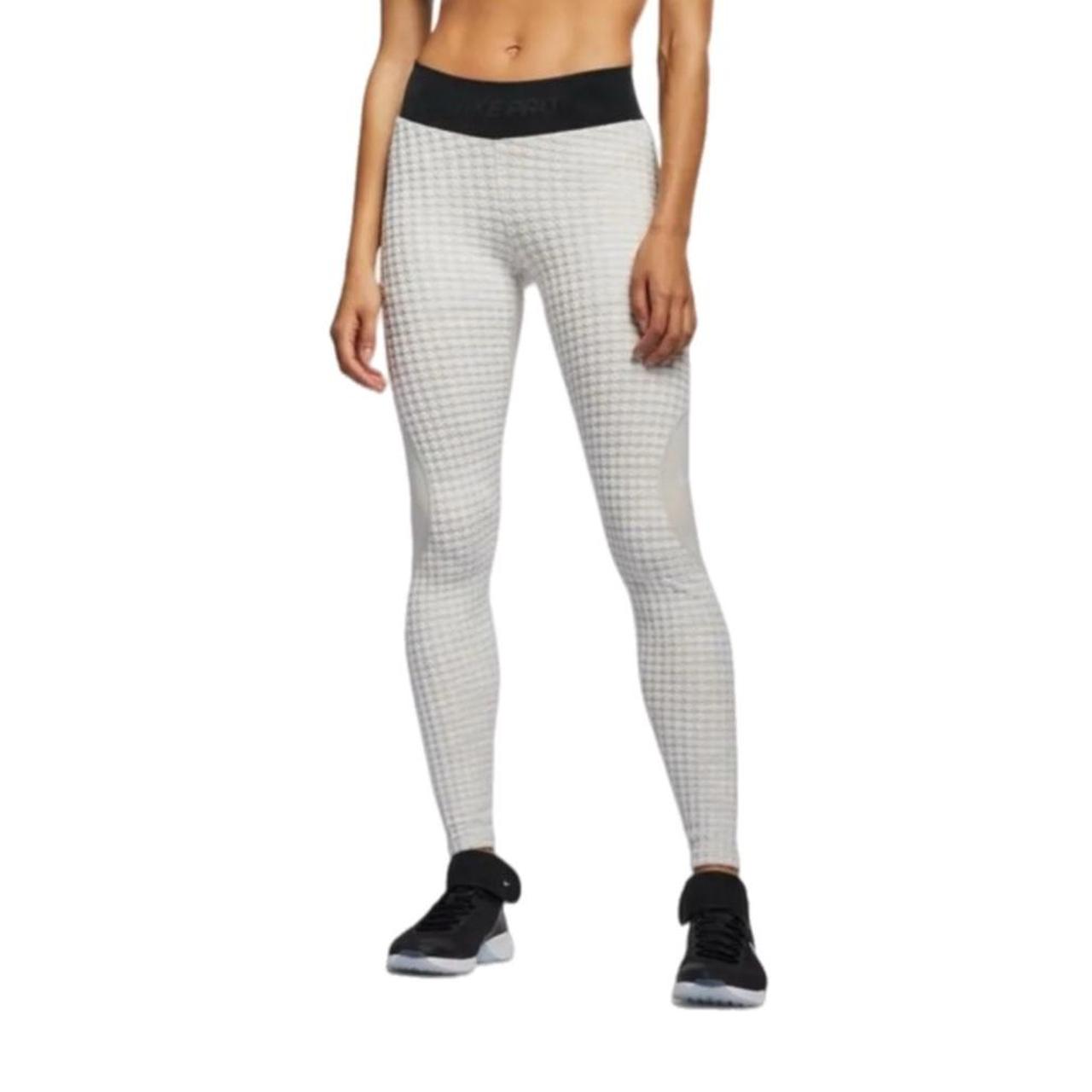 nike pro hyperwarm women's