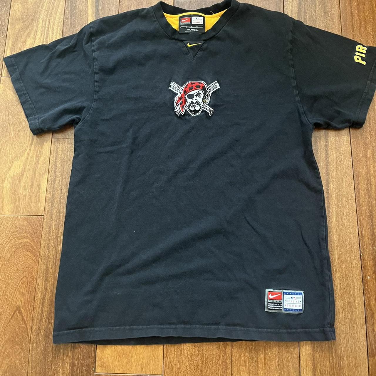 Vintage Nike Dri fit Pittsburgh pirates shirt Sz M - Depop