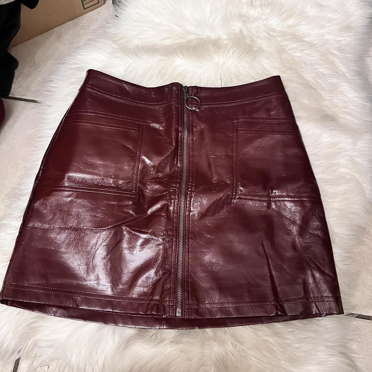 Faux leather burgundy skirt 🖤 size medium - Depop