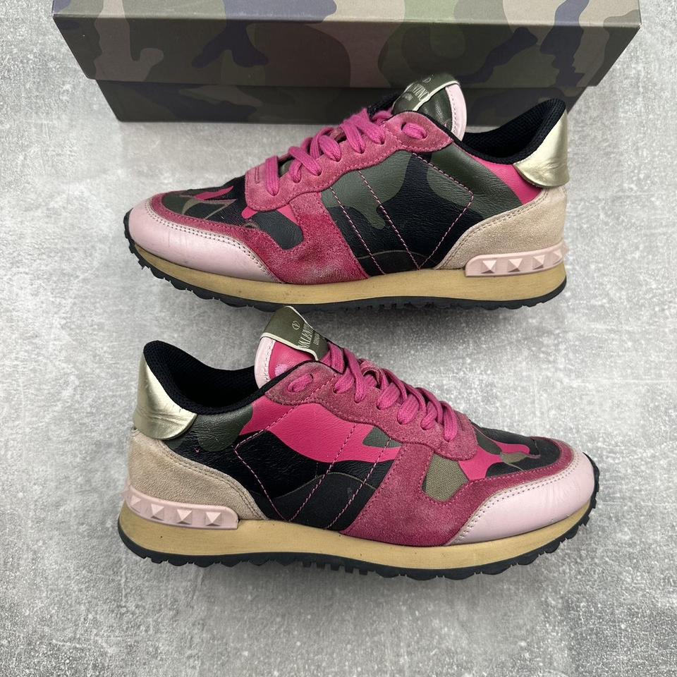 Valentino rockrunner hot sale pink