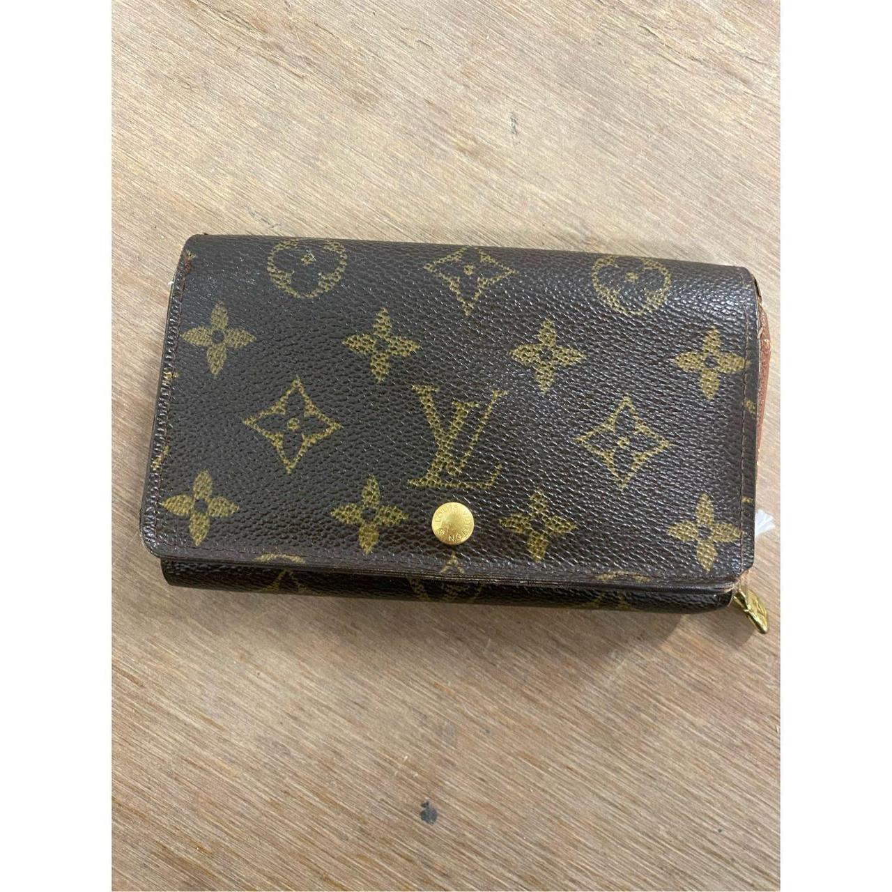 item listed by laurenjones713