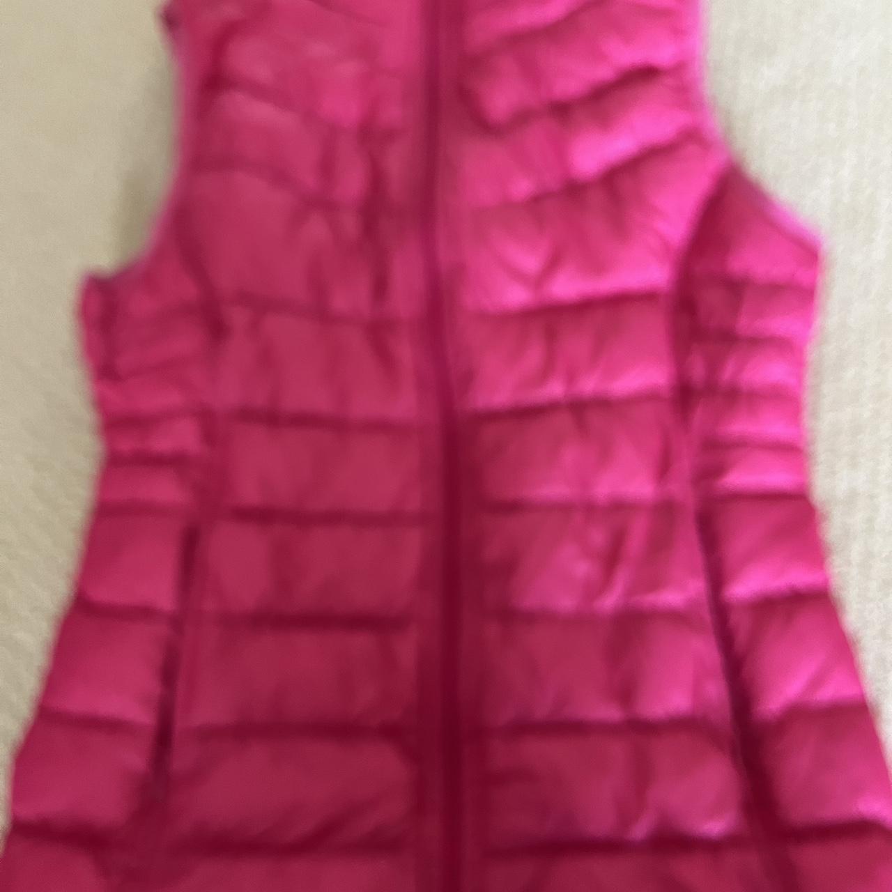 Women's Pink Gilet Depop