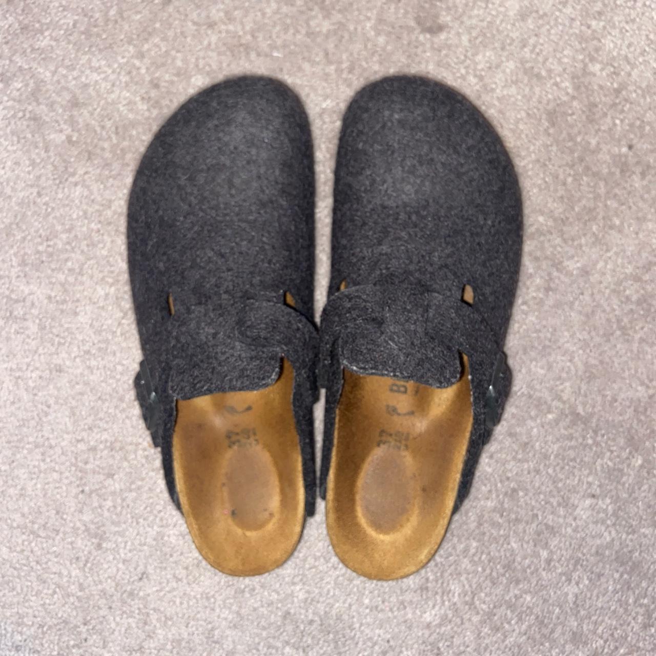 light grey birkenstocks