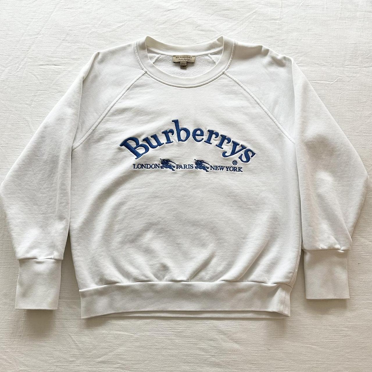 white burberry crew 100% only Depop