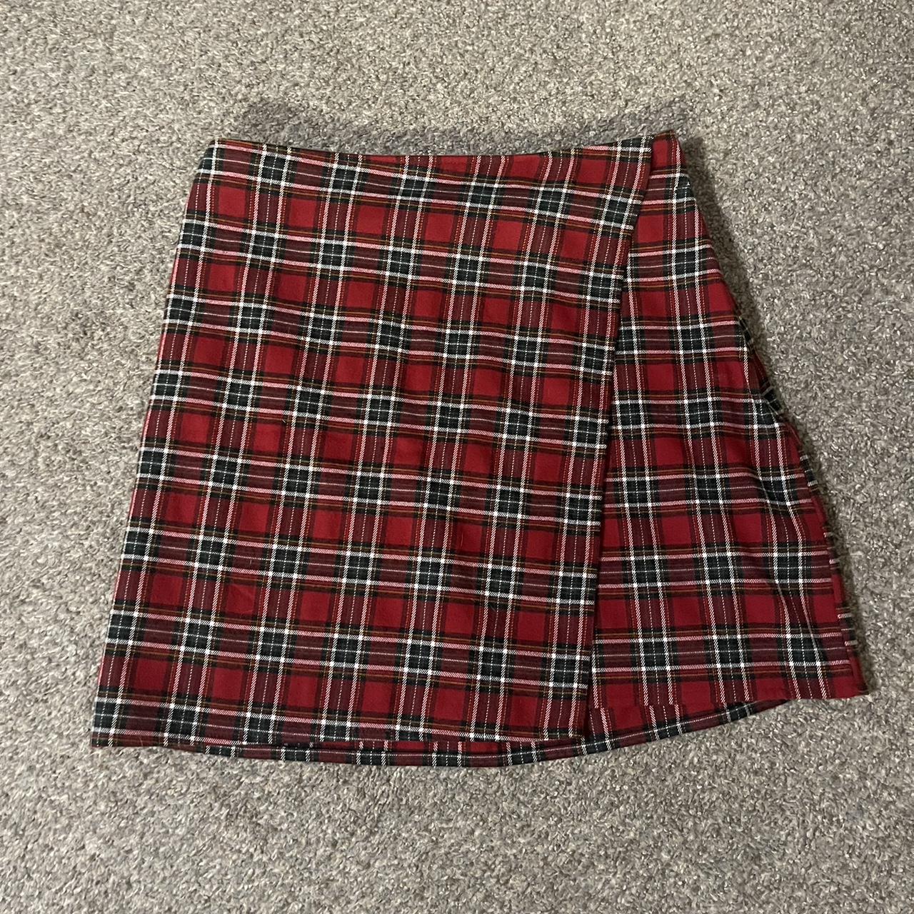 Hollister red plaid clearance skirt