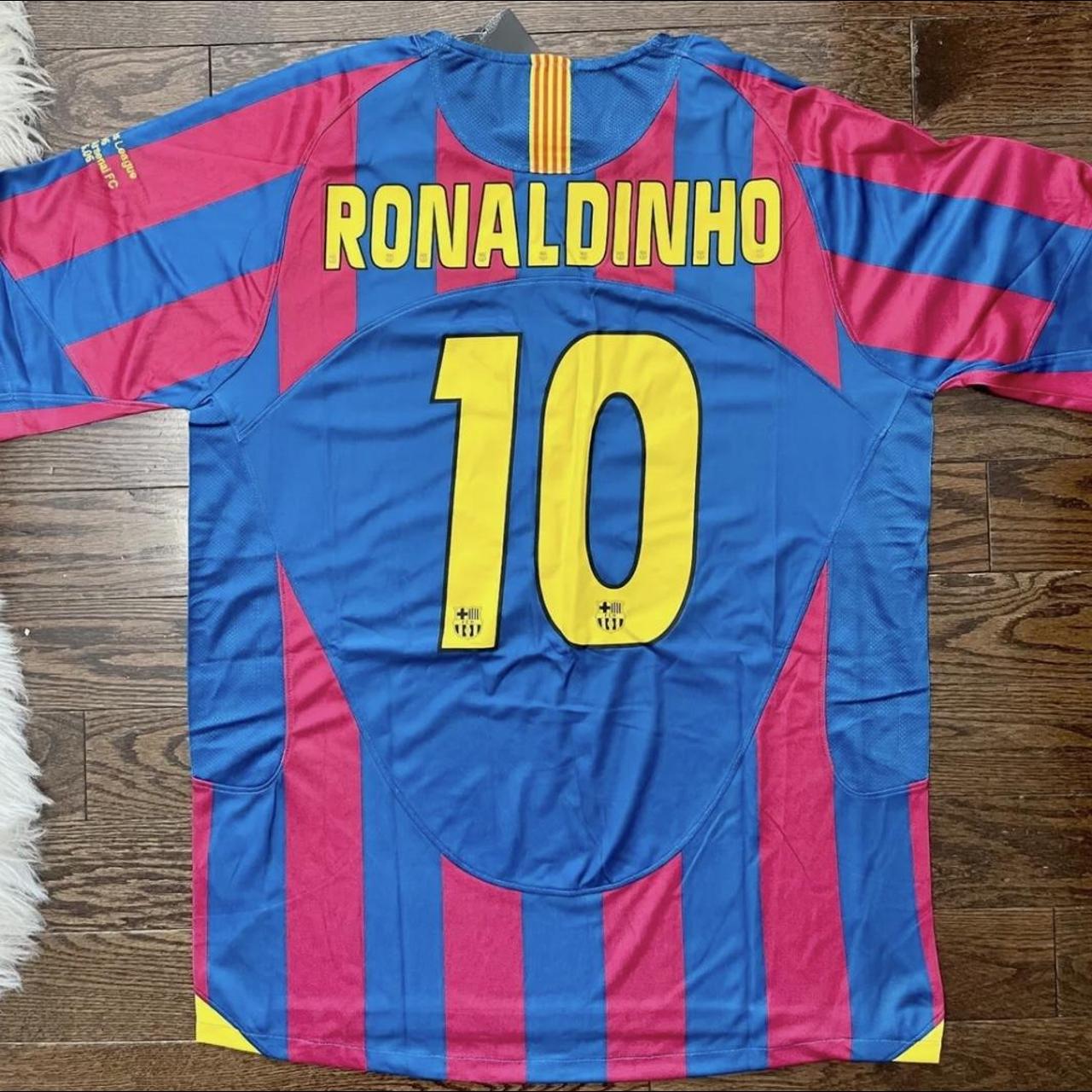 FC Barcelona 2005/06 Home Jersey Short... - Depop