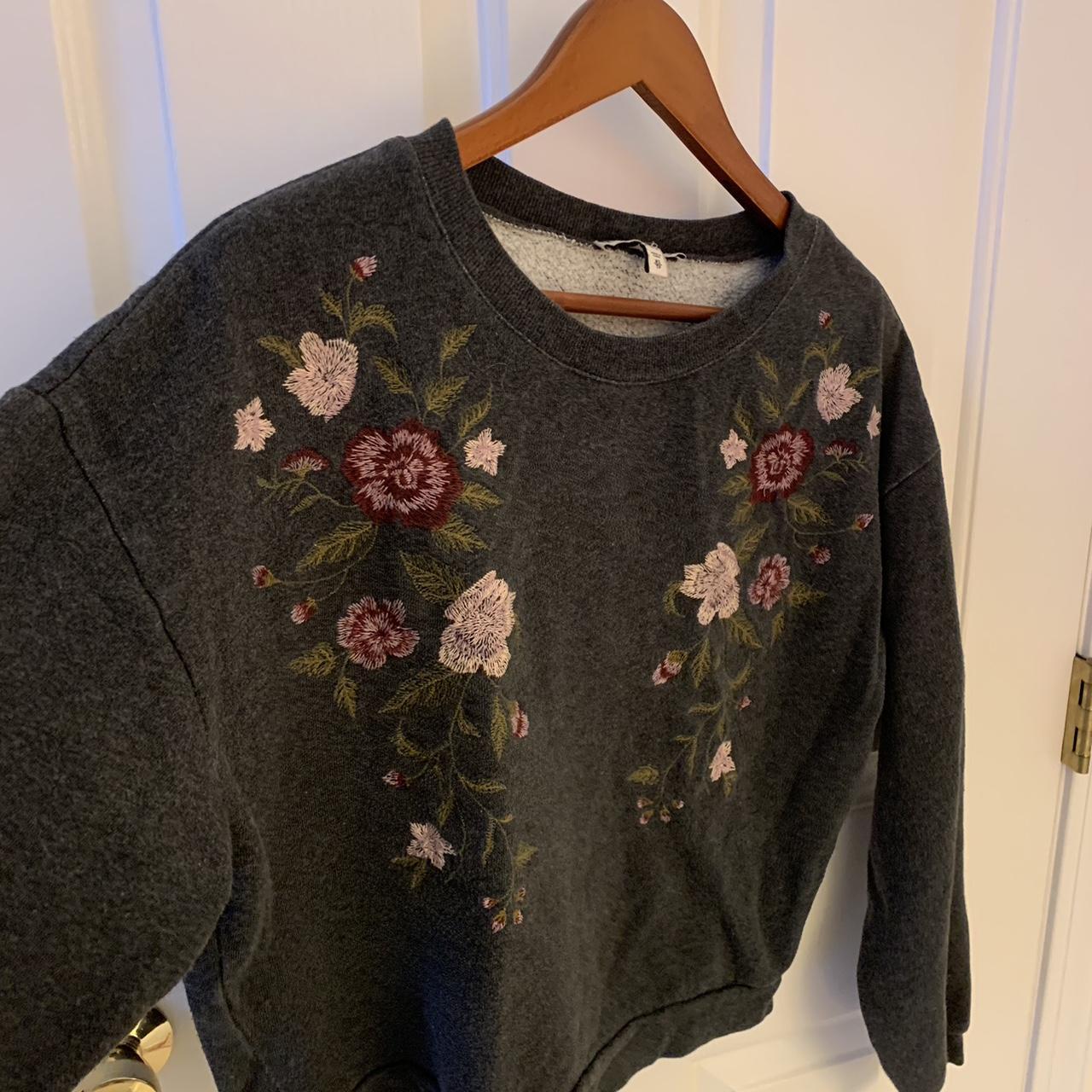 vintage embroidered flower sweatshirt (brand:... - Depop