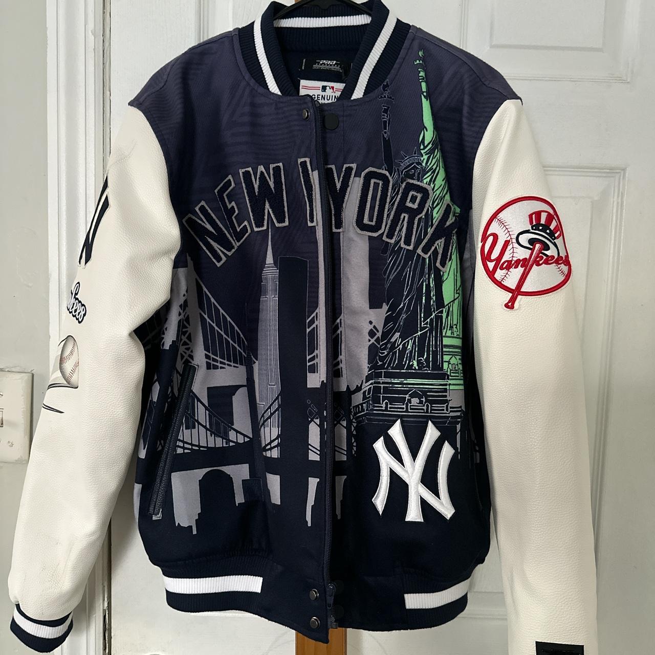 Vintage Nike New York Yankees jacket in navy. Y2K - Depop