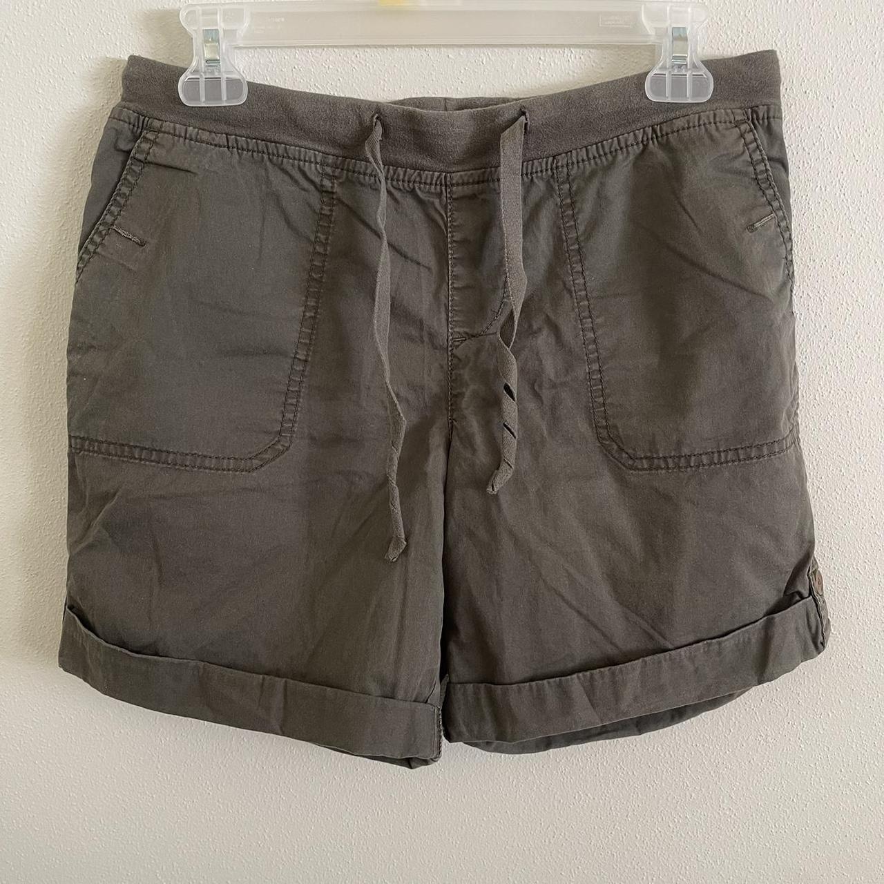 Merona Women's Green Shorts | Depop