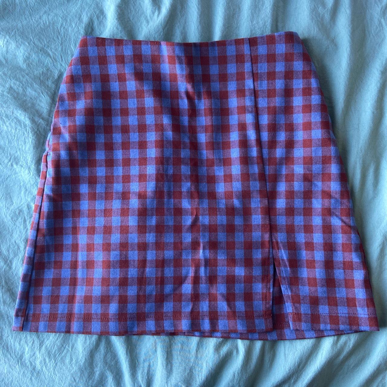 Blue and maroon checkered skirt with one slit on the... - Depop