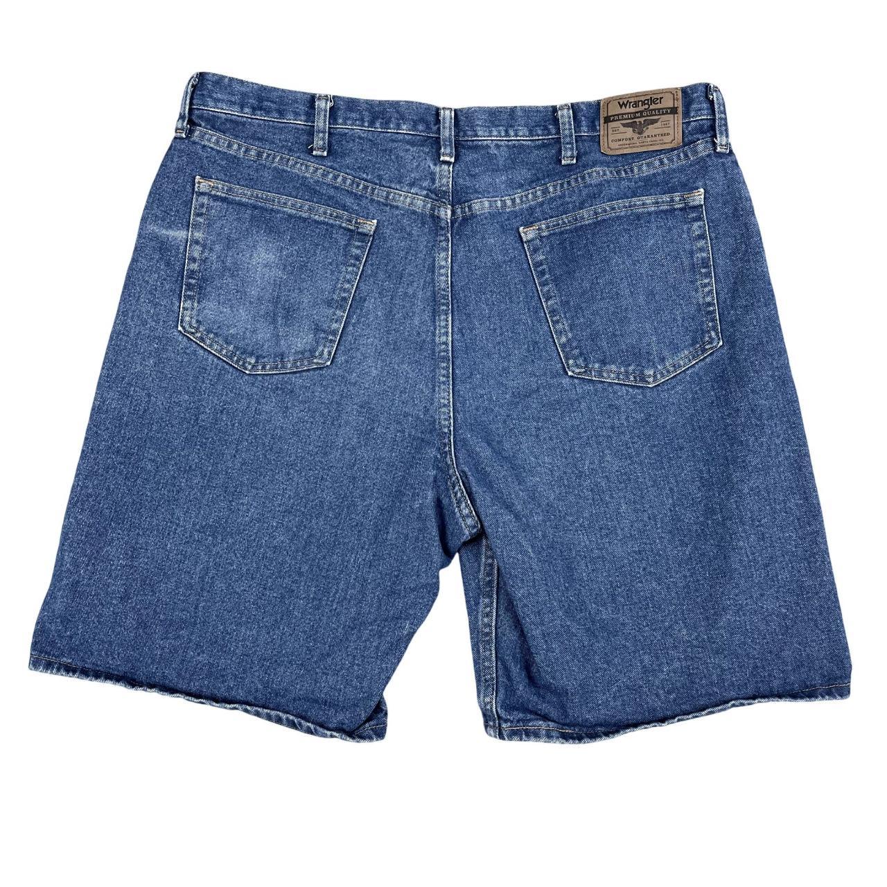 Wrangler Relaxed Fit Jean Shorts Sz 40 Depop