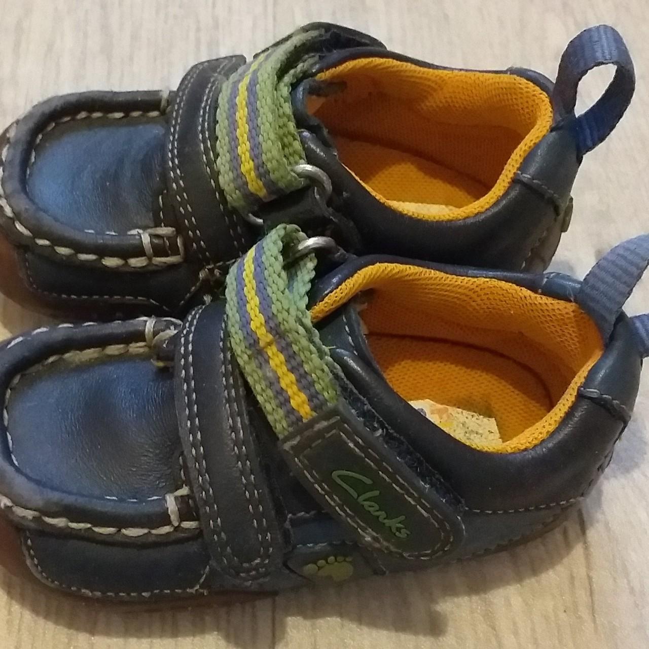 Clarks size 2 baby on sale shoes