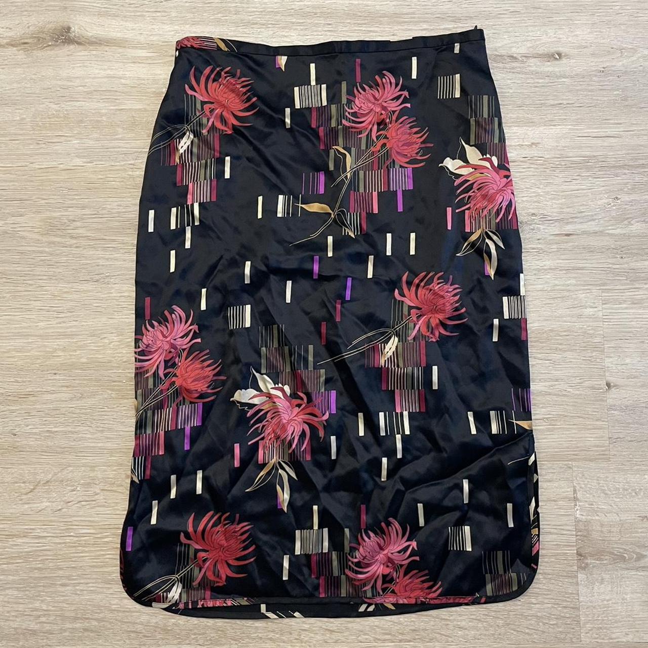 French Connection Black Floral Silk Midi Skirt 100%... - Depop