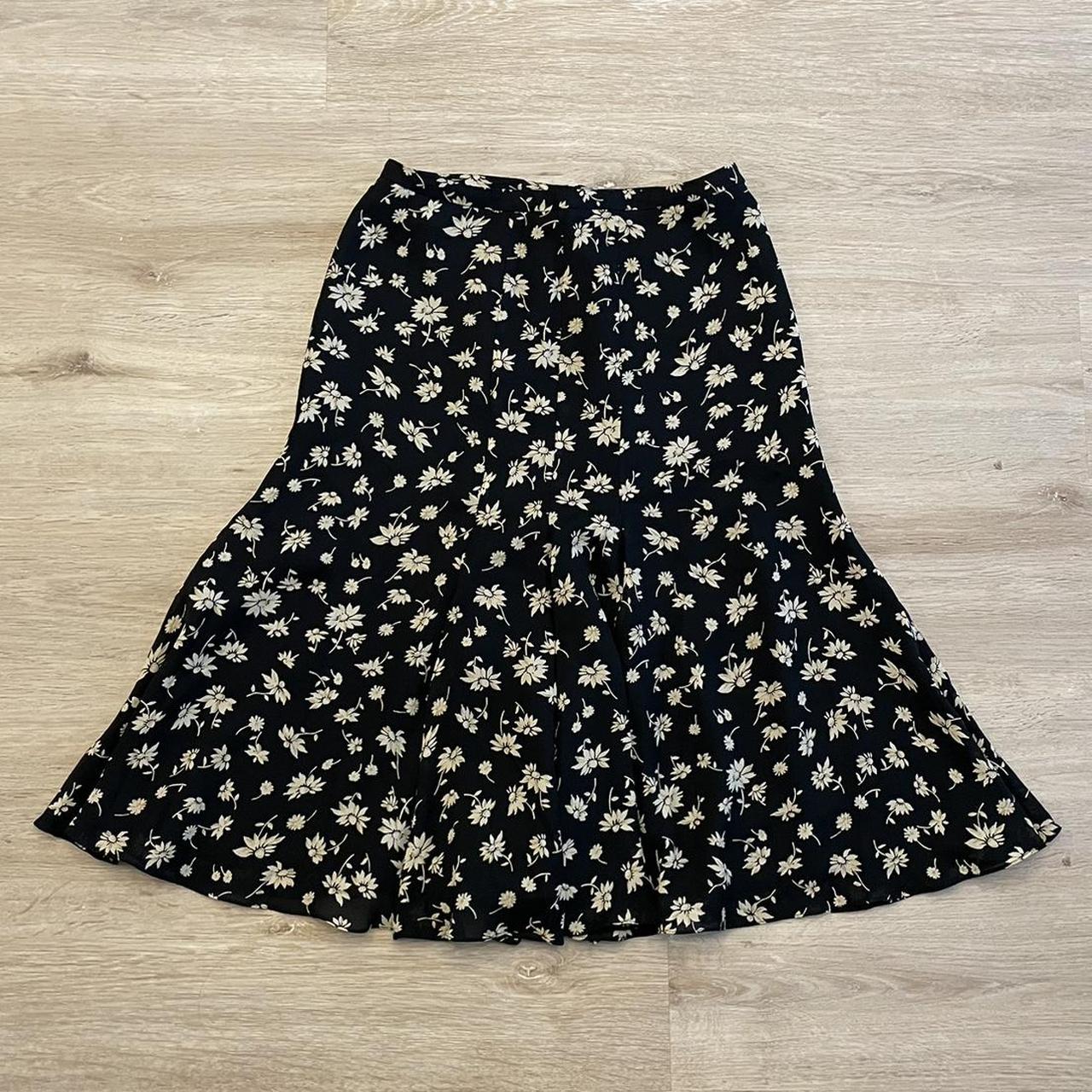 Vintage Jones New York Maxi/Midi Skirt Size 6,... - Depop