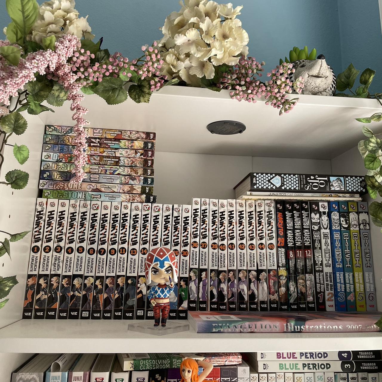 TRYING TO SELL MY MANGA! all in very good condition... Depop