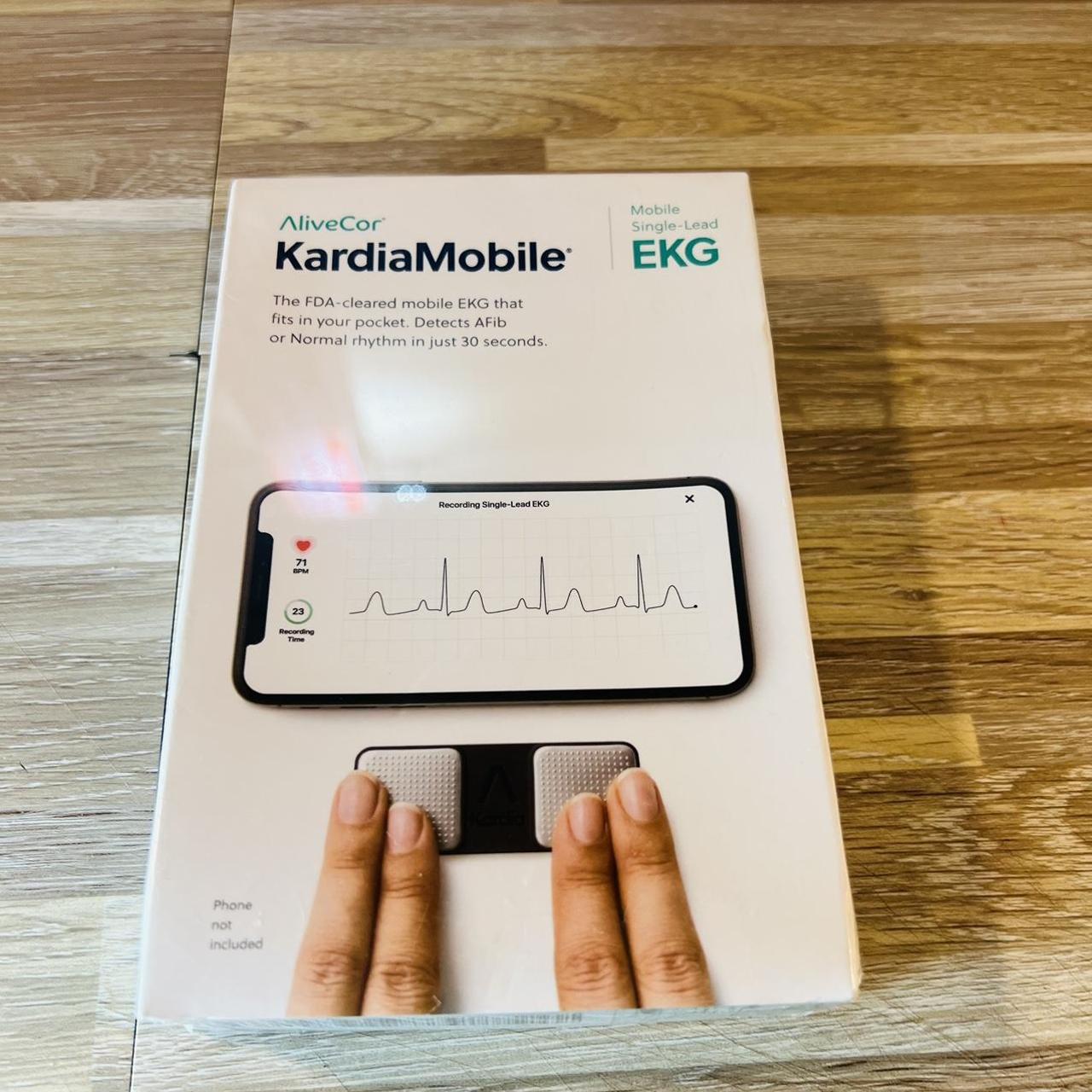 AliveCor Kardia Mobile single-lead handheld ECG (Image used with