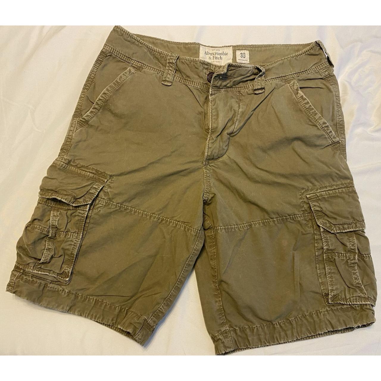 Abercrombie & Fitch Olive Green Mens Cargo Shorts... - Depop