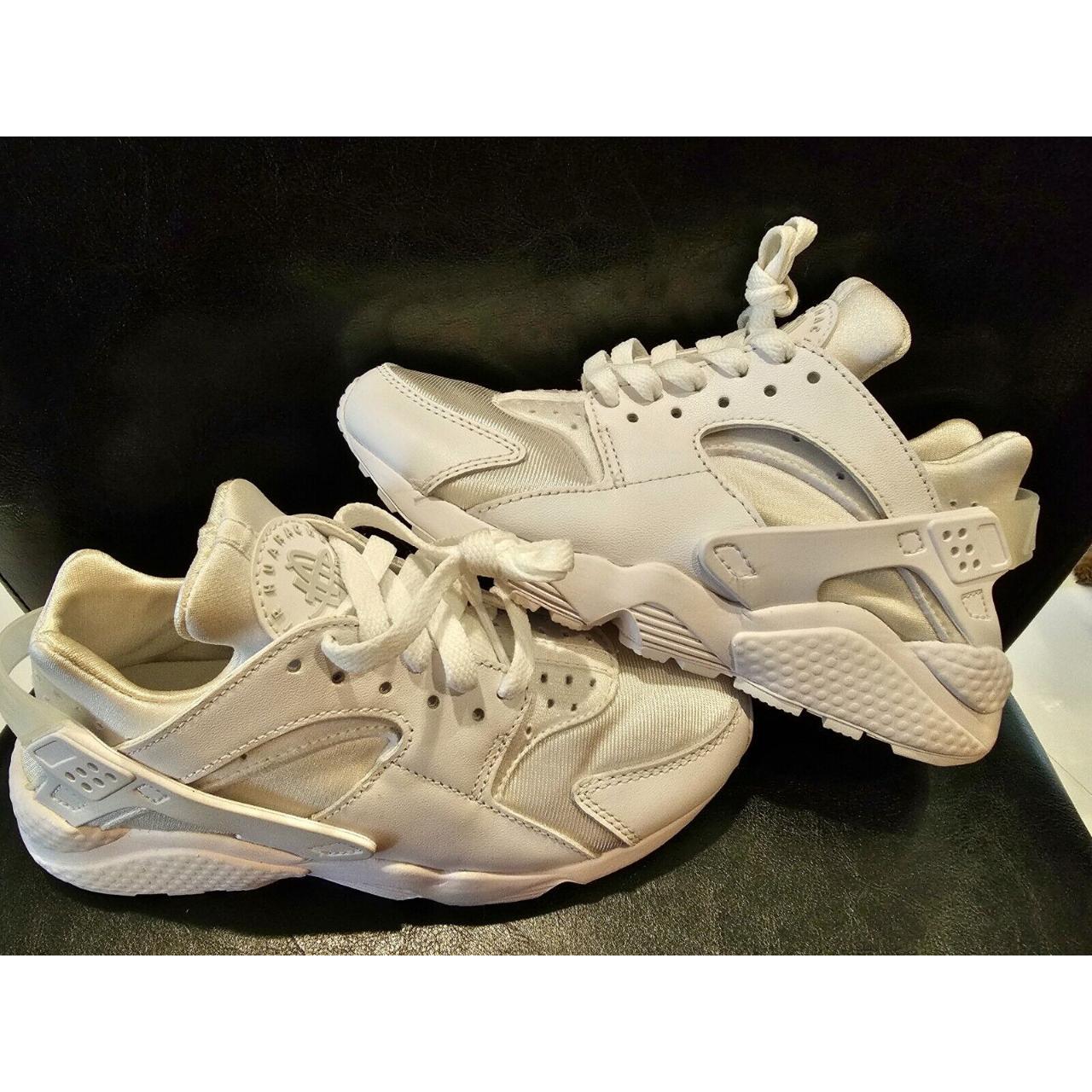 All white huaraches outlet size 6