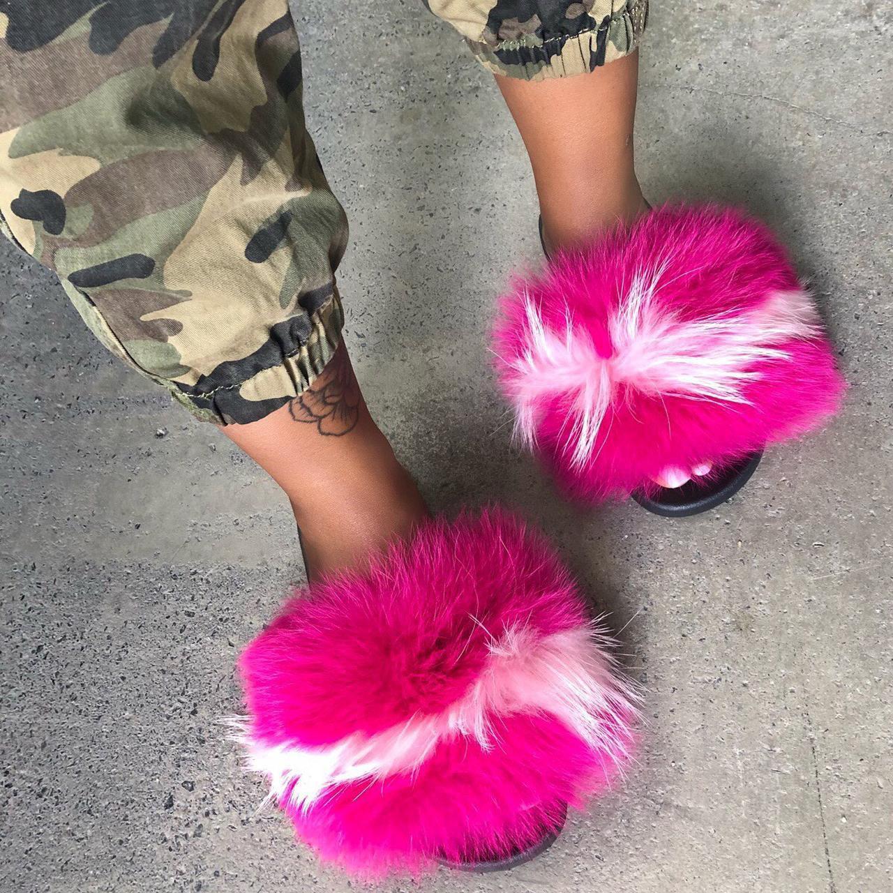 Women's Pink and Black Slides | Depop