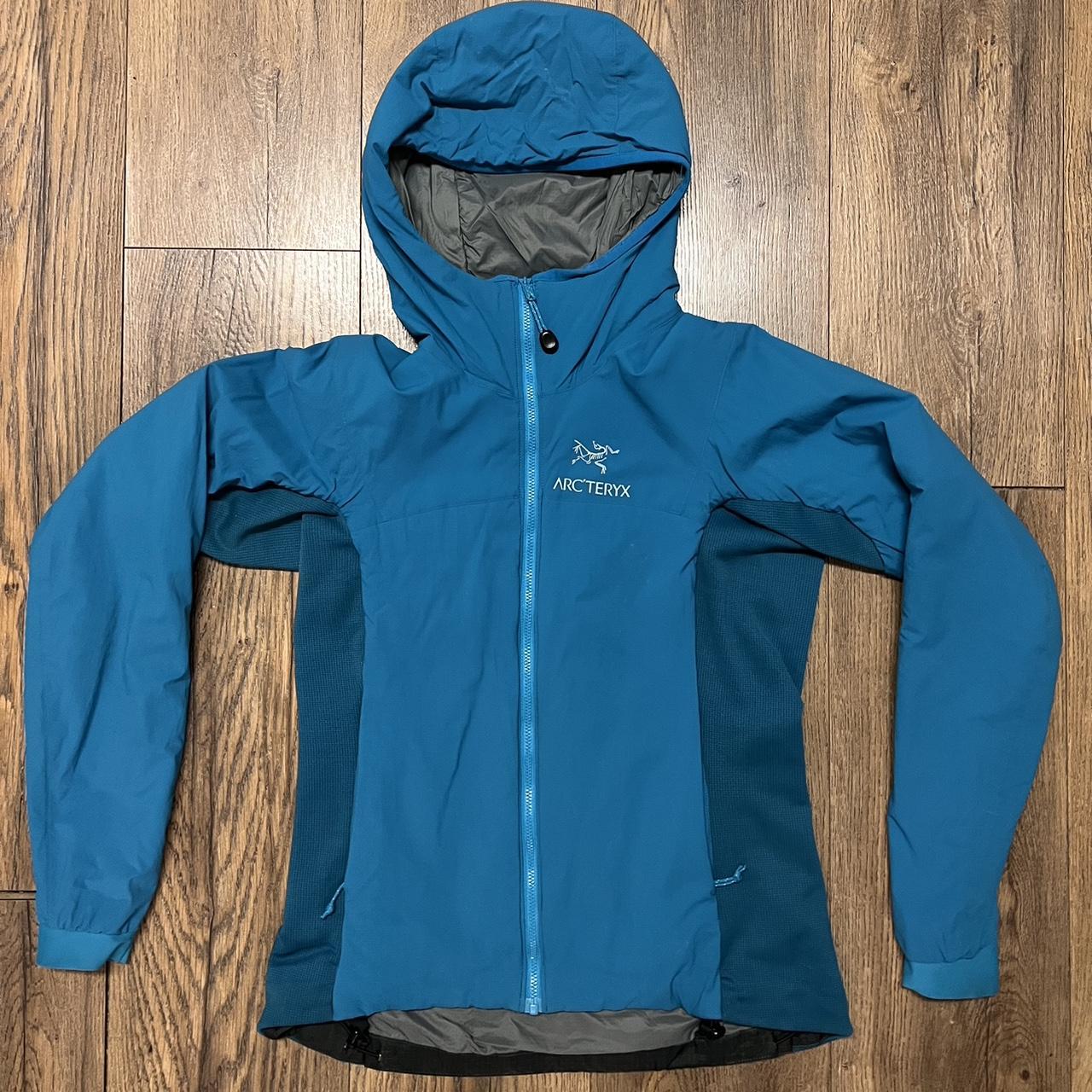 Arc'teryx Women's Blue Jacket | Depop