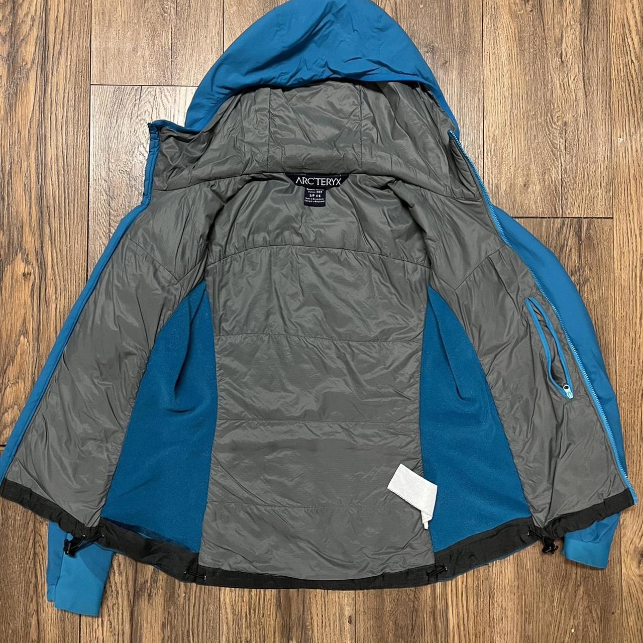 Arc'teryx Women's Blue Jacket | Depop