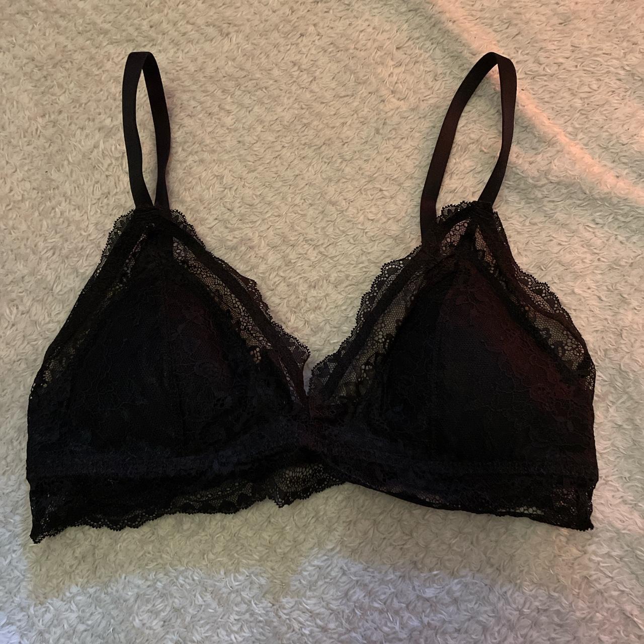 Gilly Hicks Women's Black Bra | Depop