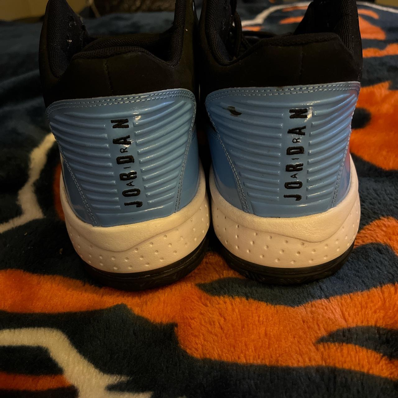 Jordan Max Aura 2 Black University Blue Size 9.5 - Depop